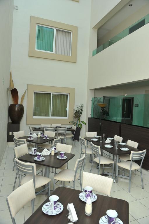 Hotel Casa De Los Dulces S Express Морелия Экстерьер фото